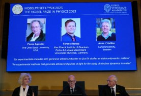 الفائزون بجائزة نوبل للفيزياء 