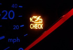 لمبة المحرك "Check Engine"