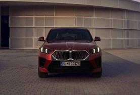 السيارة BMW iX2 الكهربائية