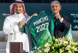 روبرت مانشيني مدرب منتخب السعودية 