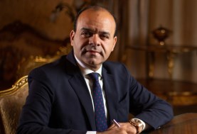 النائب عمرو القماطي عضو مجلس الشيوخ