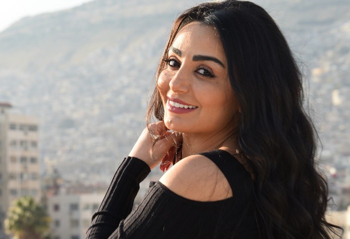 الفنانة السورية ديما الجندي