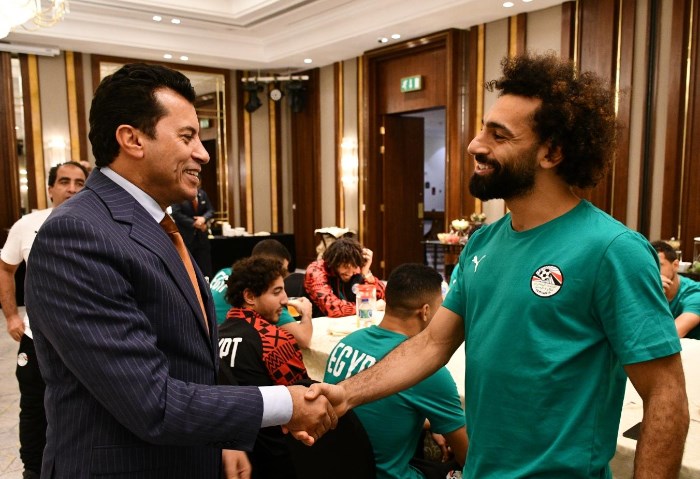 محمد صلاح مع وزير الرياضة