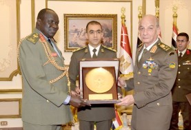 الفريق أول محمد زكى القائد العام للقوات المسلحة  