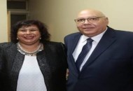 وزيرة الثقافة السابقة ايناس عبد الدايم وزوجها الراحل