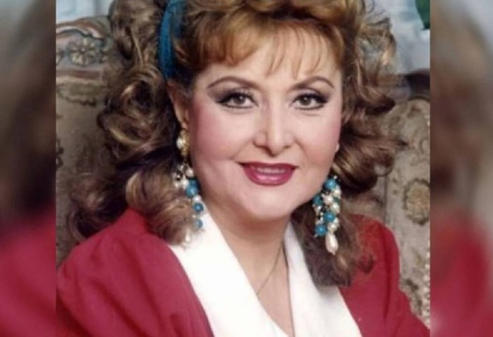 الفنانة ليلى طاهر