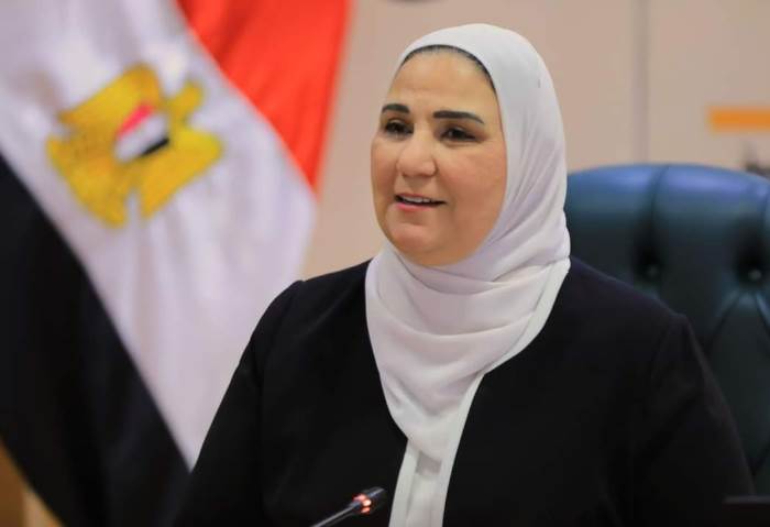 الدكتورة نفين القباج وزير التضامن 