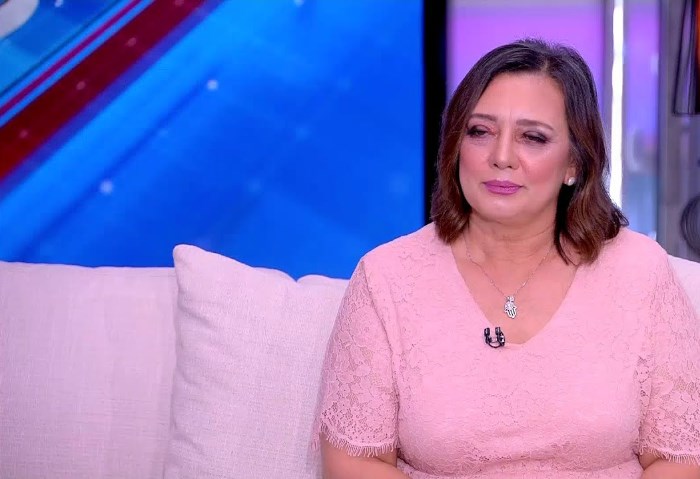 الفنانة عزة بهاء 