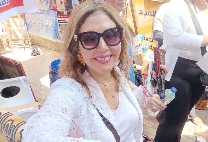 الفنانة نادية مصطفى