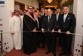 من جانب فعاليات افتتاح المؤتمر والمعرض العربي الدولي السادس والعشرين لصناعة الأسمنت