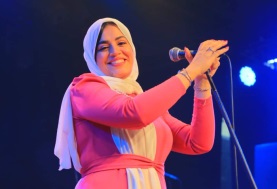  الفنانة ياسمين محمود