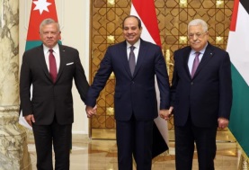 الرئيسين السيسي والفلسطيني عباس وملك الأردن عبدالله الثاني
