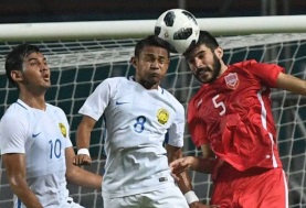 البحرين وماليزيا في مباراة سابقة