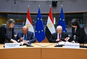توقيع  الاتفاق الإطاري بين مصر والاتحاد الأوروبي.