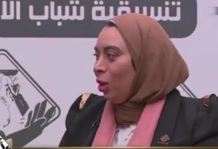 سميرة الشريف عضو تنسيقية شباب الأحزاب والسياسيين 