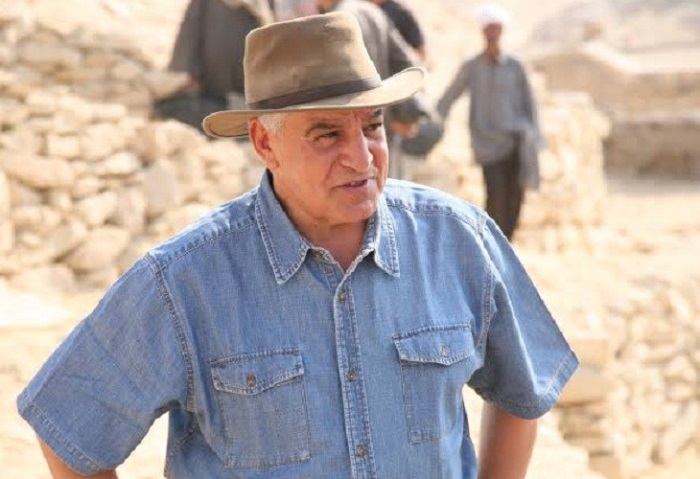 زاهي حواس 