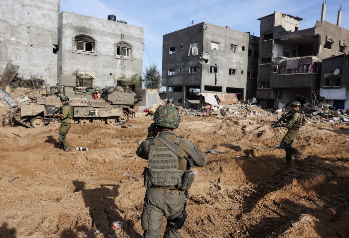 انهيار مباني بمتفجرات إسرائيلية على رأس جنود الاحتلال