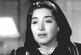 الفنانة عزيزة أمير