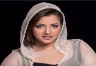 الفنانة منى فاروق