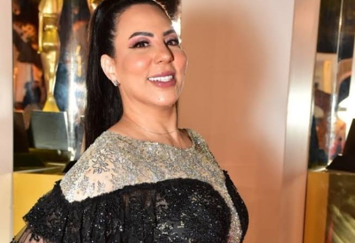  الفنانة زينة منصور