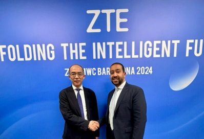 رئيس المصرية للاتصالات ورئيس ZTE