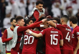 لاعبي منتخب قطر 