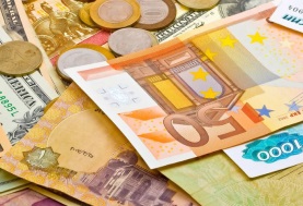 أسعار العملات العربية والأجنبية  اليوم 