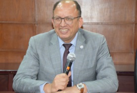  الدكتور السيد قنديل رئيس جامعة حلوان