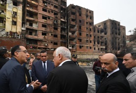 جولة رئيس الوزراء بموقع حريق ستوديو الأهرام