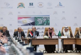 جانب من الاجتماع الوزاري للدورة الثامنة عشرة للجنة المصرية السعودية
