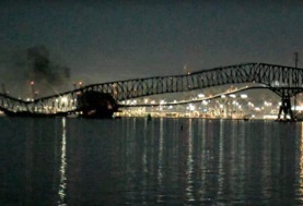 جسر «فرانسيس سكوت» المعلق فوق الماء بمدينة بالتيمور
