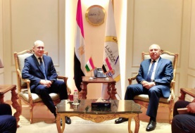 خلال لقاء وزير النقل مع السفير المجري في مصر 