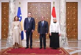 الرئيس السيسي وقرينته يستقبلان الرئيس البوسنة  وقرينته