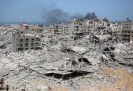 الاحتلال ينسف المباني في قطاع غزة