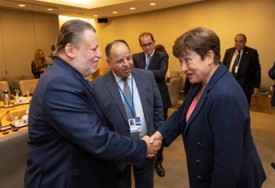 رئيس صندوق النقد الدولي مع وزير المالية ومحافظ «المركزي»