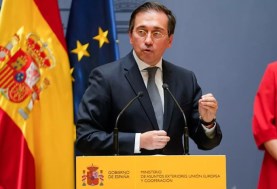  وزير خارجية إسبانيا خوسيه مانويل ألباريس