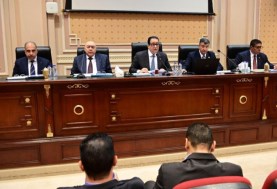 لجنة النقل والمواصلات برئاسة النائب علاء عابد 