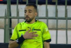 أحمد عبد المنعم حكم الراية في مباراة الأهلي وبلدية المحلة 