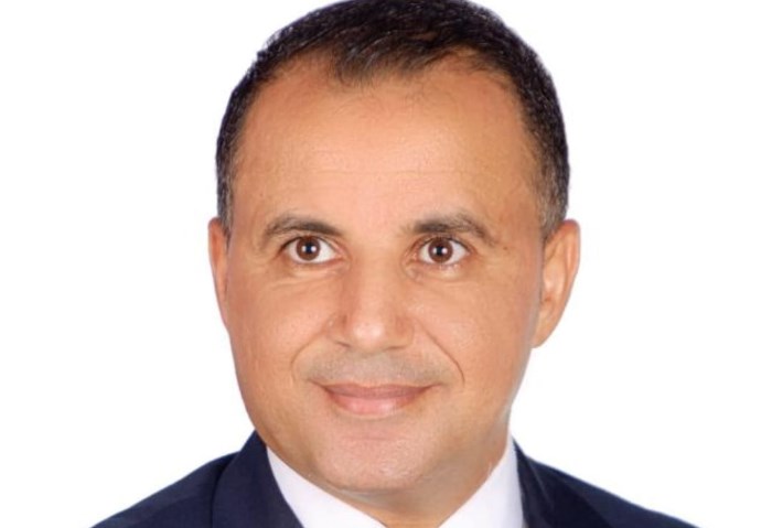 محمد أبو مطر أستاذ القانون بجامعة الأزهر