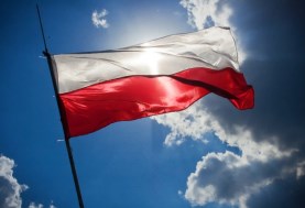 علم بولندا - أرشيفية