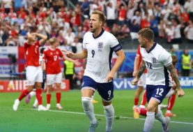 مباراة الدنمارك وإنجلترا
