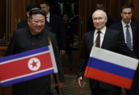 الروسي فلاديمير بوتين وزعيم كوريا الشمالية كيم جونج أونؤ