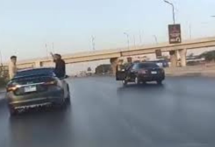 قيادة سيارة برعونة - أرشيفية