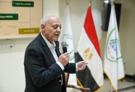 الدكتور حسين العاطفي وزير الموارد المائية الأسبق