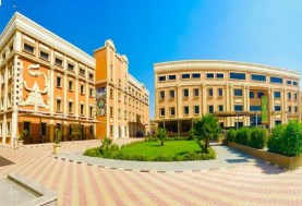 جامعة الأهرام الكندية