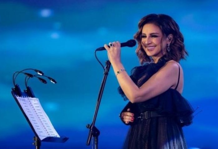 الفنانة أنغام 