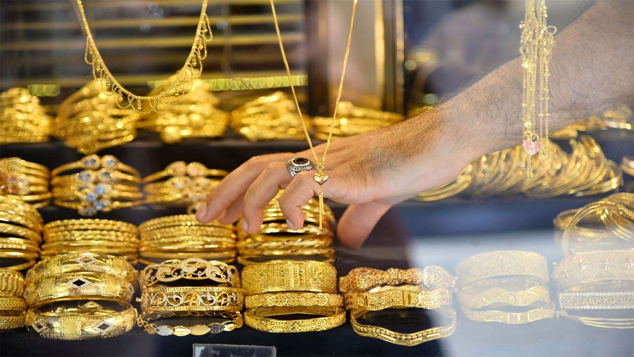 هل ينخفض سعر الذهب في مصر مرة أخرى بعد الارتفاع الجنوني عالميا؟ - الجمهور  الإخباري